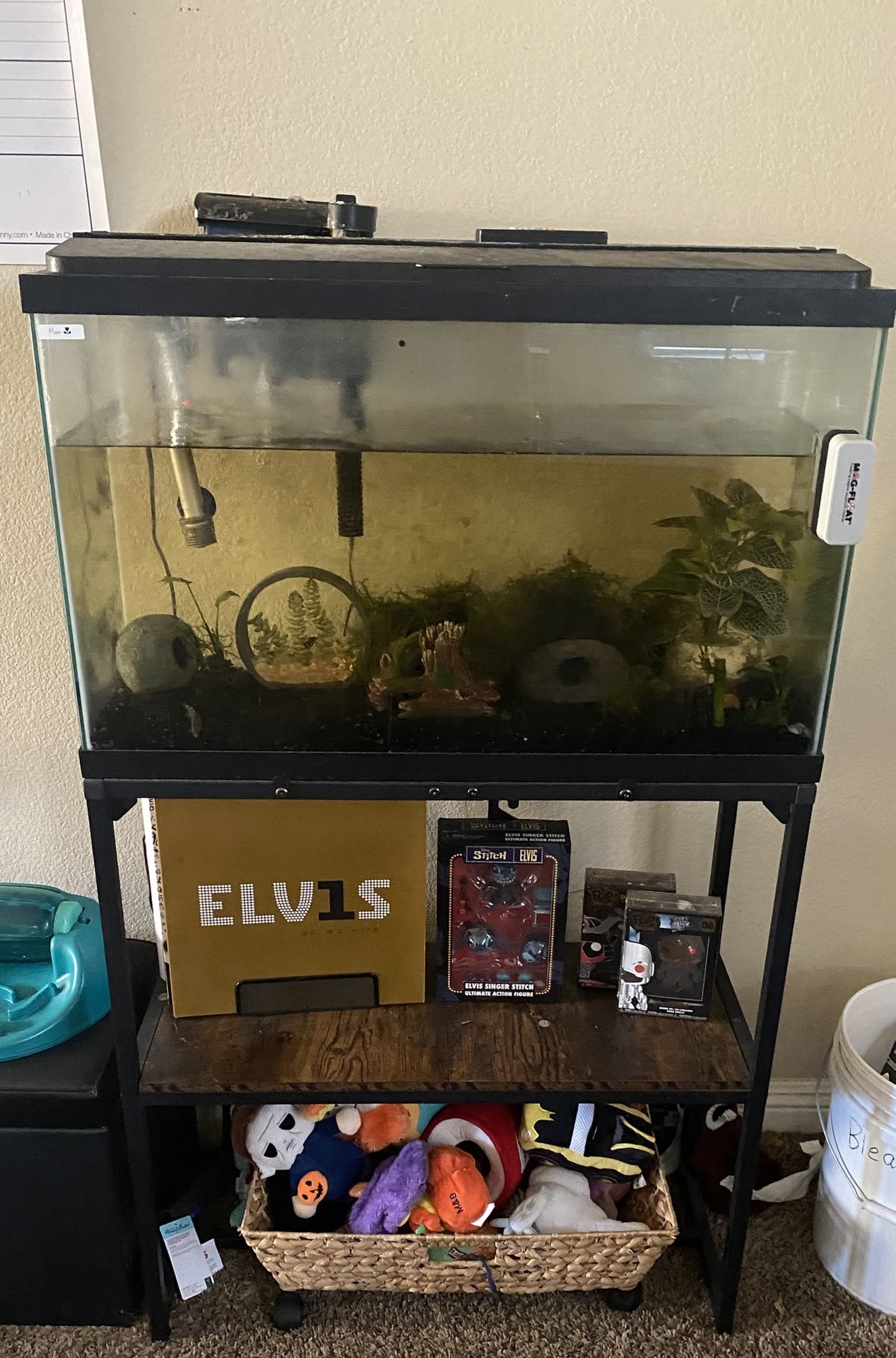 Tank/gravel/heater/light&Stand