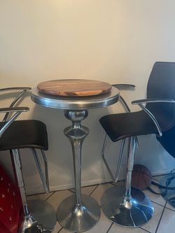 Pub Table