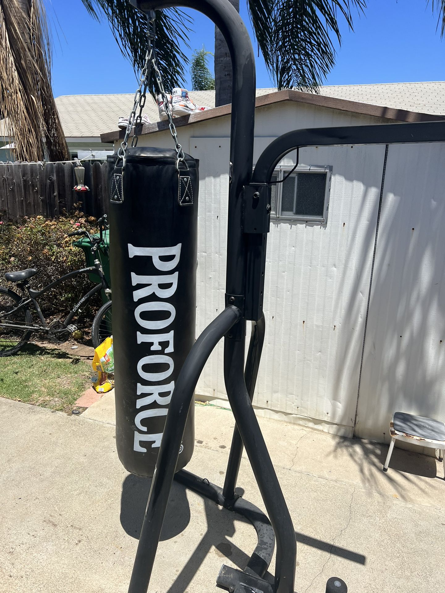 Heavy bag and stand for sale in excellent condition