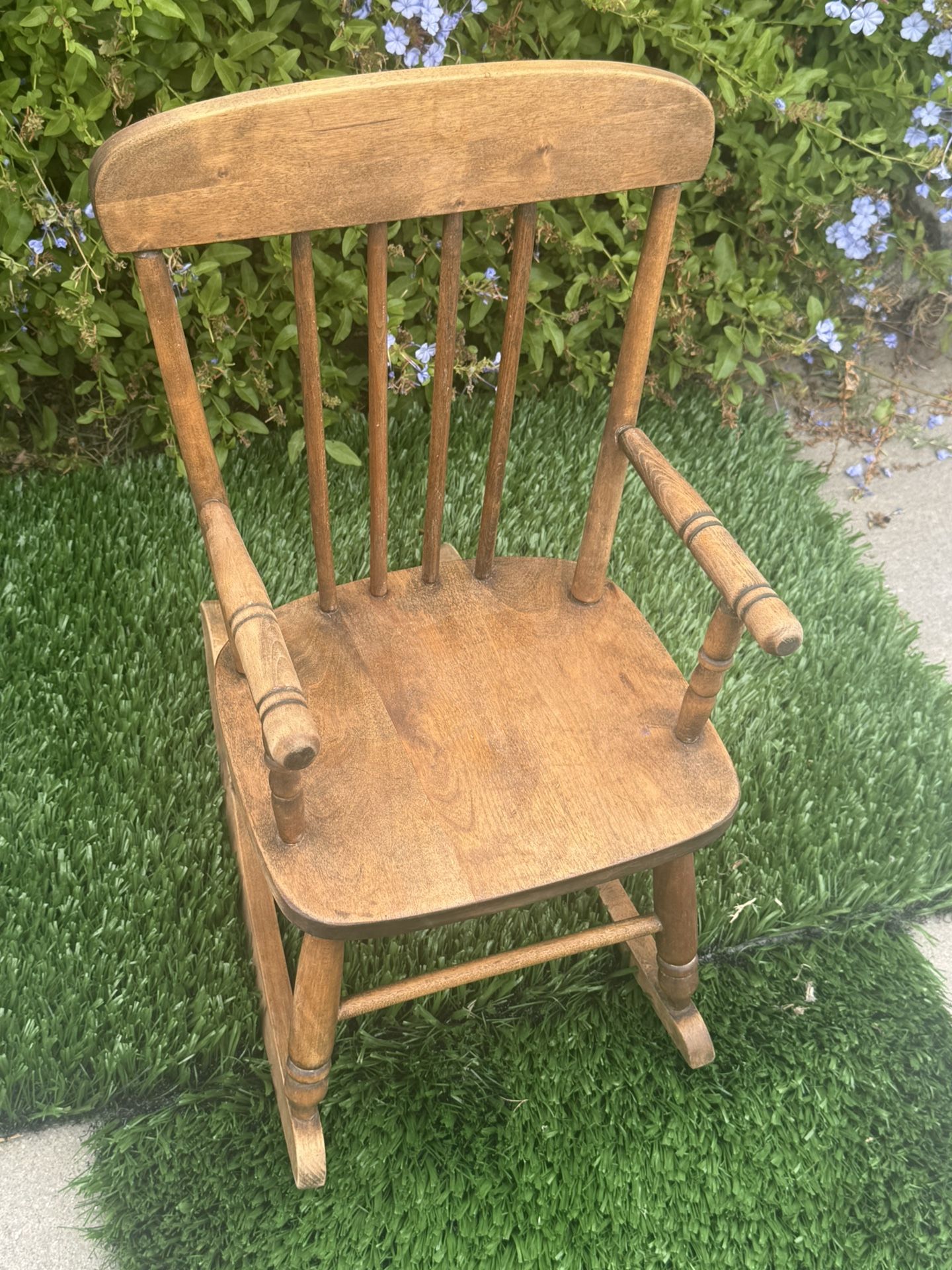 Vintage, Antique Child’s Windsor Style High Quality Wooden Rocking Chair Features Turned Spindles
