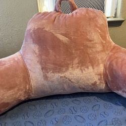 Rest Pillow With Arms 