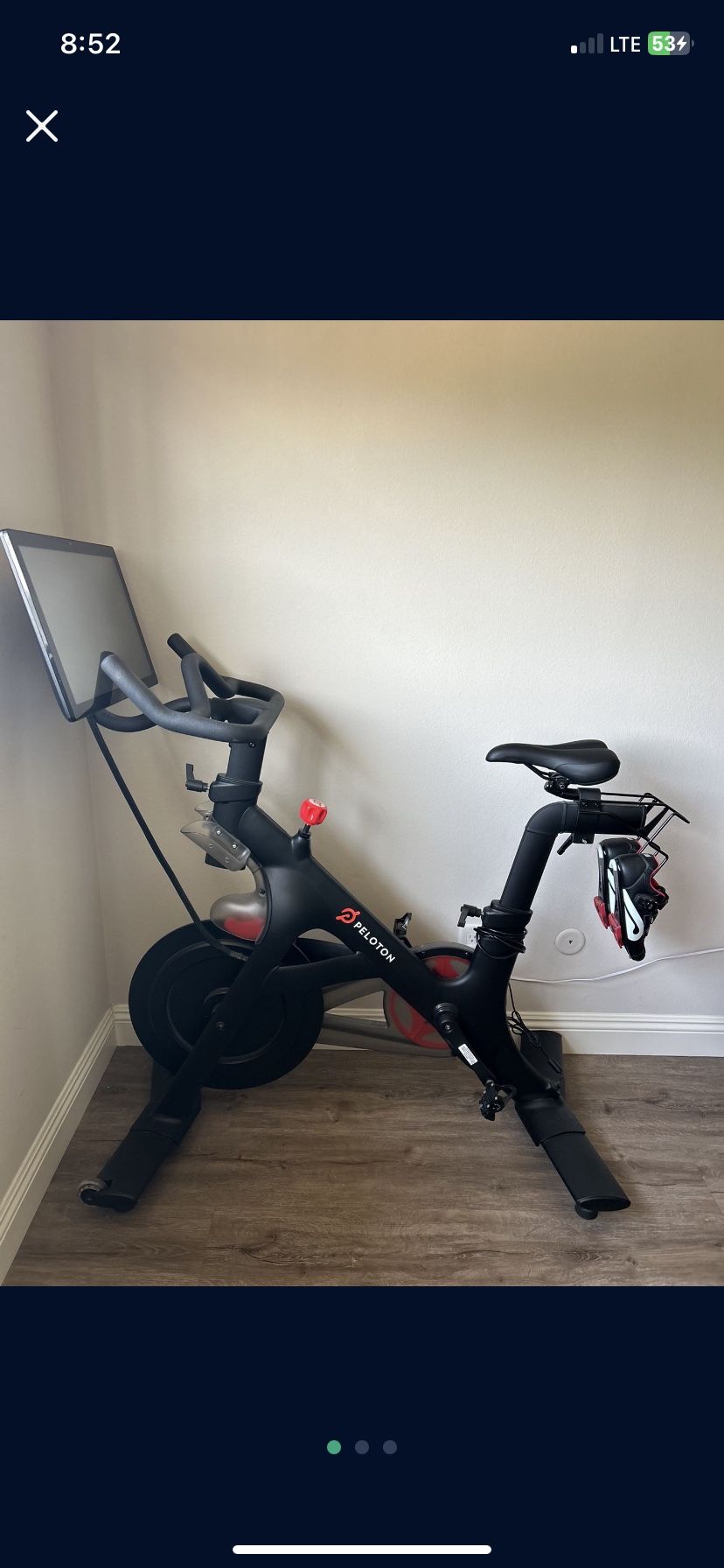 Peloton Bike NEW - With Shoes 