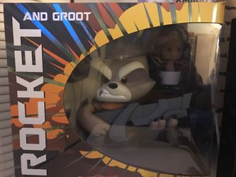 Rocket raccoon Groot
