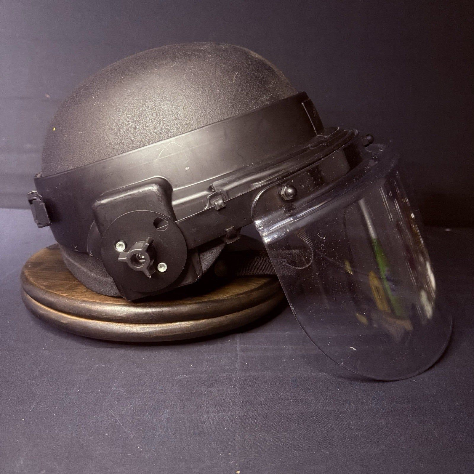 Protech IIIA(3A) Ballistic Helmet Removable Face Shield Size Medium Bullet Proof