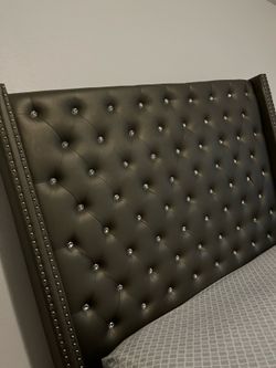 Queen size Bed