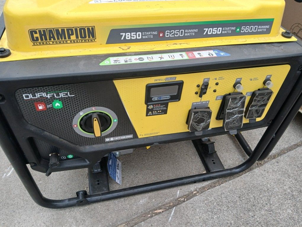 Dual Fuel Generator CHAMPIOM 7850W