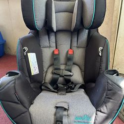 Evenflo Rear Forward Facing 3 In One Infant Toddler Adolescent Car Safety Seat System 