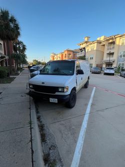 2001 Ford E-350
