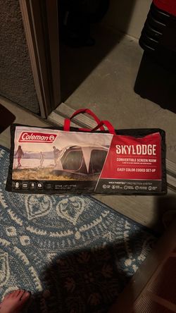 NEW!! Coleman Skylodge 8-Person Convertible Screen Room Tent