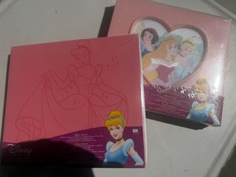 $2 Disney Princess Scrapbook Photo Album Set