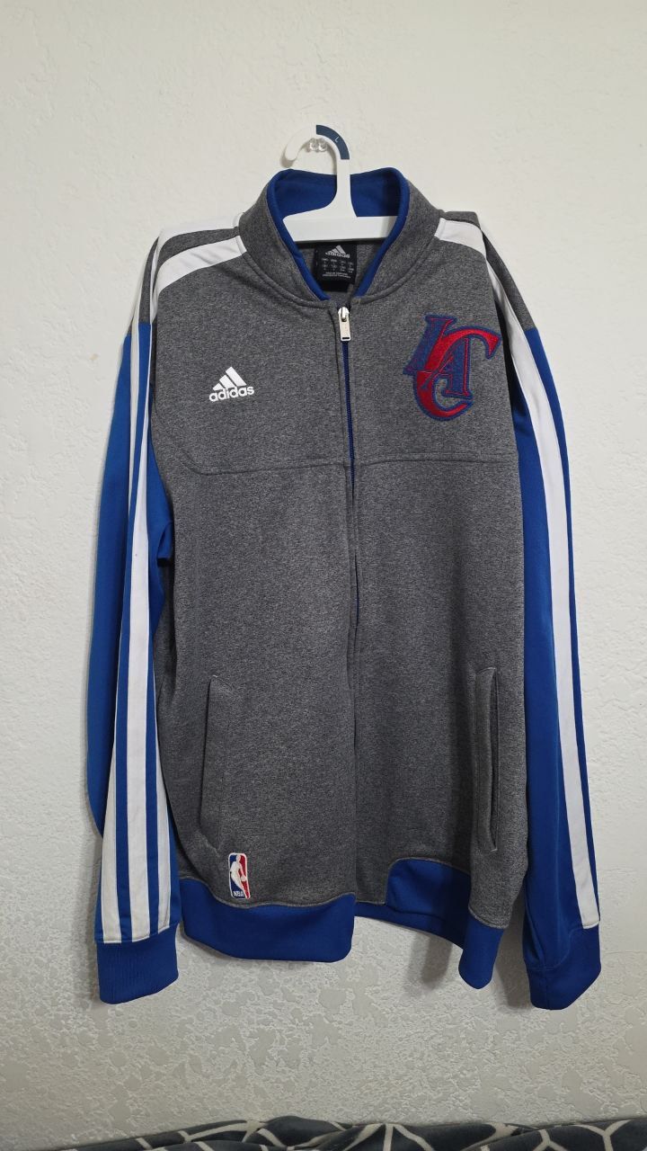LOS ANGELES CLIPPERS ADIDAS JACKET. SIZE LARGE EMBROIDERED. FULL ZIP