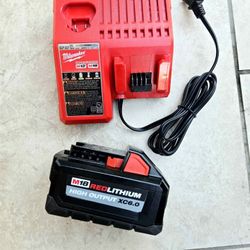 Milwaukee 18V Battery 6Ah and Charger