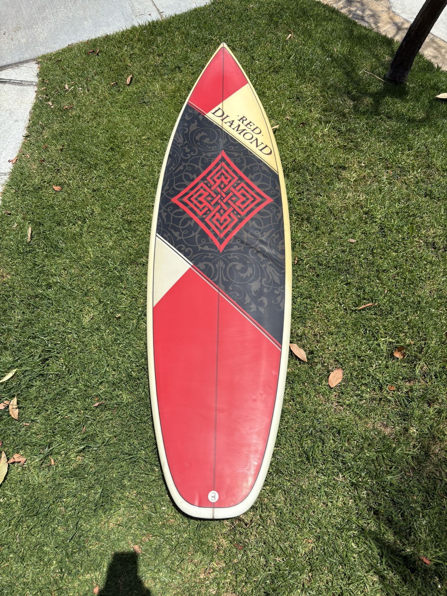 5’11 surfboard