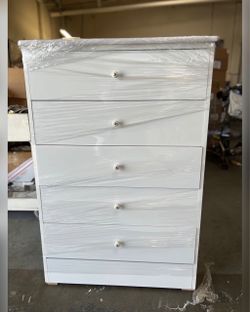 5 drawers dresser / Five drawers dresser / Cajonera 5 gavetas / Comoda