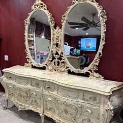 Italian Biggest Mirror 🪞 With Long Dresser 