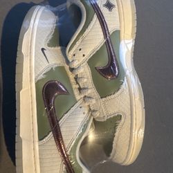 🔥 Brand new Nike Dunk Low PRM Kyler Murray “Be 1 Of One🔥