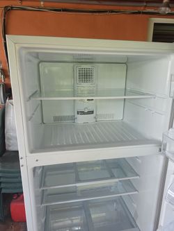 White Top-Freezer Refrigerator with Dual Temp Control