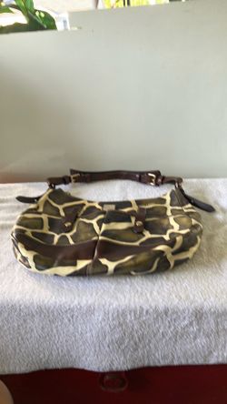DOONEY & BOURKE LEATHER SHOULDER BAG