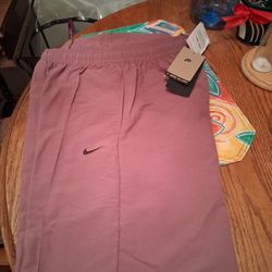 NEW SIZE SMALL $10 PICK UP IN SUN VALLEY 