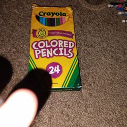 Crayola Colored Pencils 24