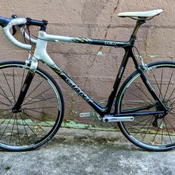 Giant TCR Carbon Road Bike XL