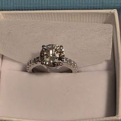 14k Gold 4.14 ct Round Diamond Ring