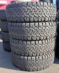 🎃 265 70 17 Bfgoodrich ko2 Tires Con 80% de Vida Las 4