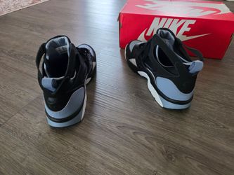 Air Huarache trainer size 12