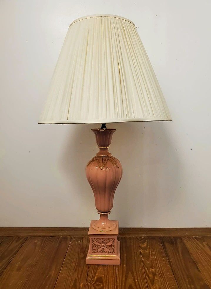 Vintage Pink Lamp