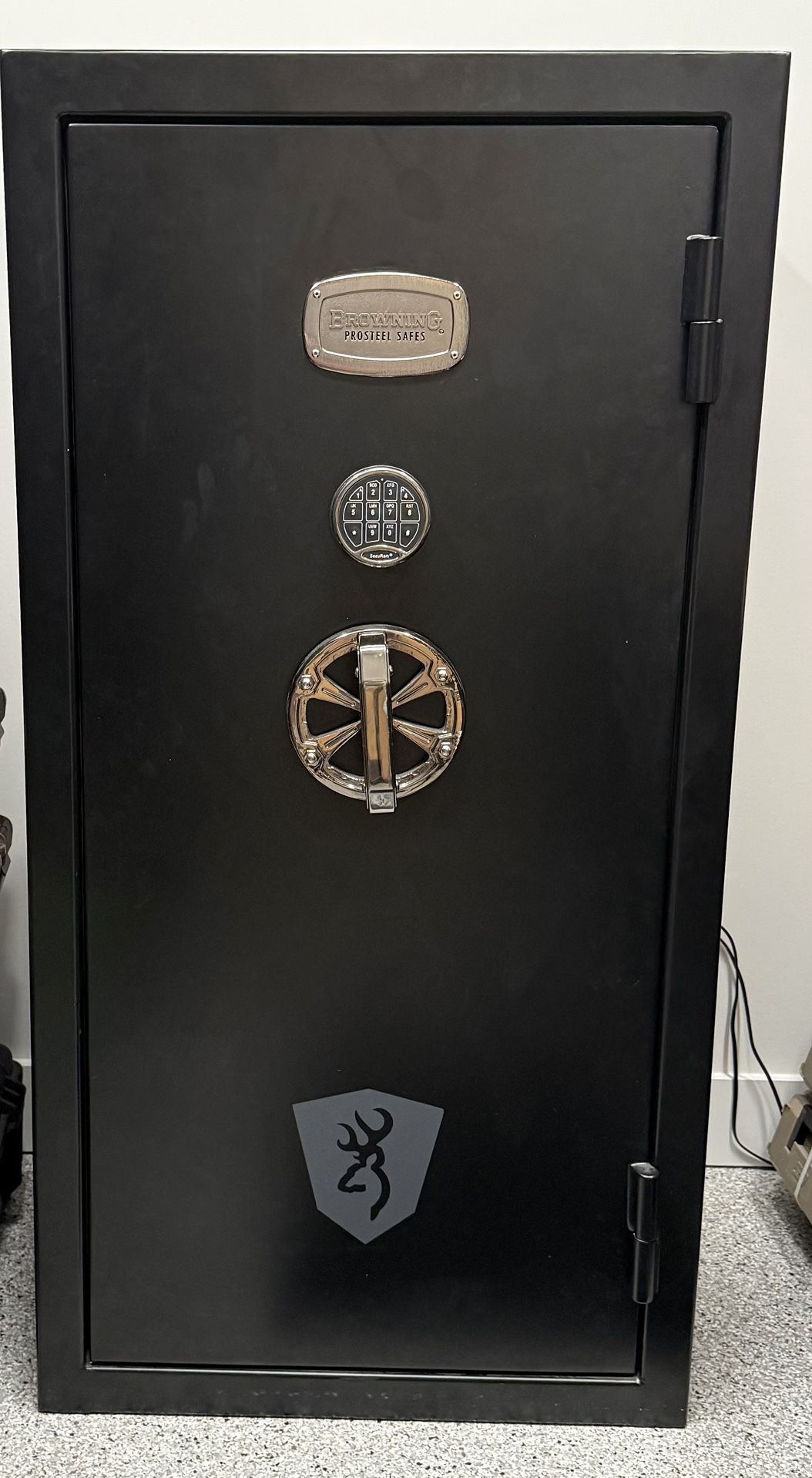 Va Rifle Safe Browning Mark III 23 gun safe for Sale in Suffolk, VA - OfferUp