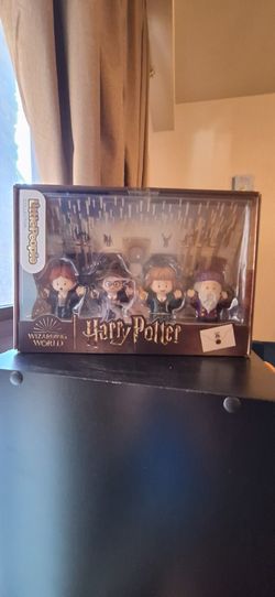Fisher-Price Little People Collector Harry Potter & The Sorcerer's Stone Set - NIB
