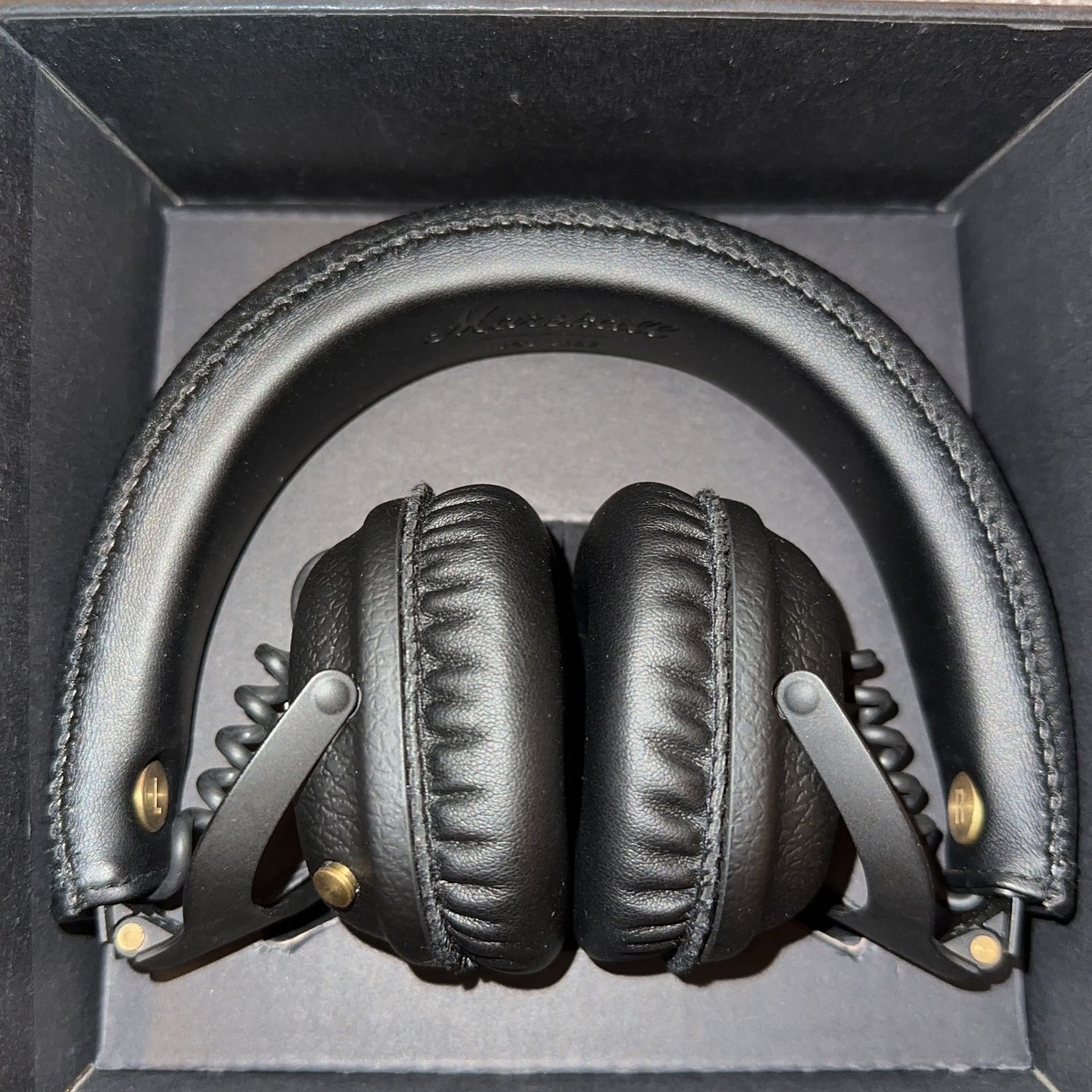 Marshall MID Bluetooth Headphones 