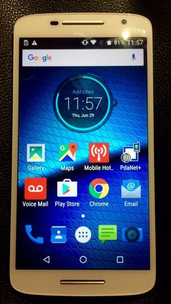 White Droid Maxx 2