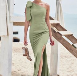 One-Shoulder Sage Green Evening Gown with Side Bow