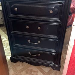 Selling 4 Drawer Is Real Wood