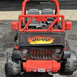 Jeep Power Wheel and a Mercedes Power Wheel