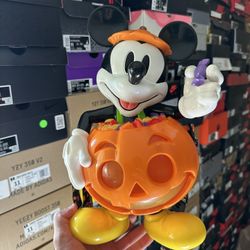 Mickey Halloween popcorn bucket