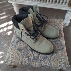 Ladies Timberland Boots Sz 9.5