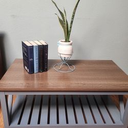 Living Room Small Table Excellent Condition 
