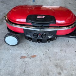 Coleman Roadtrip Grill