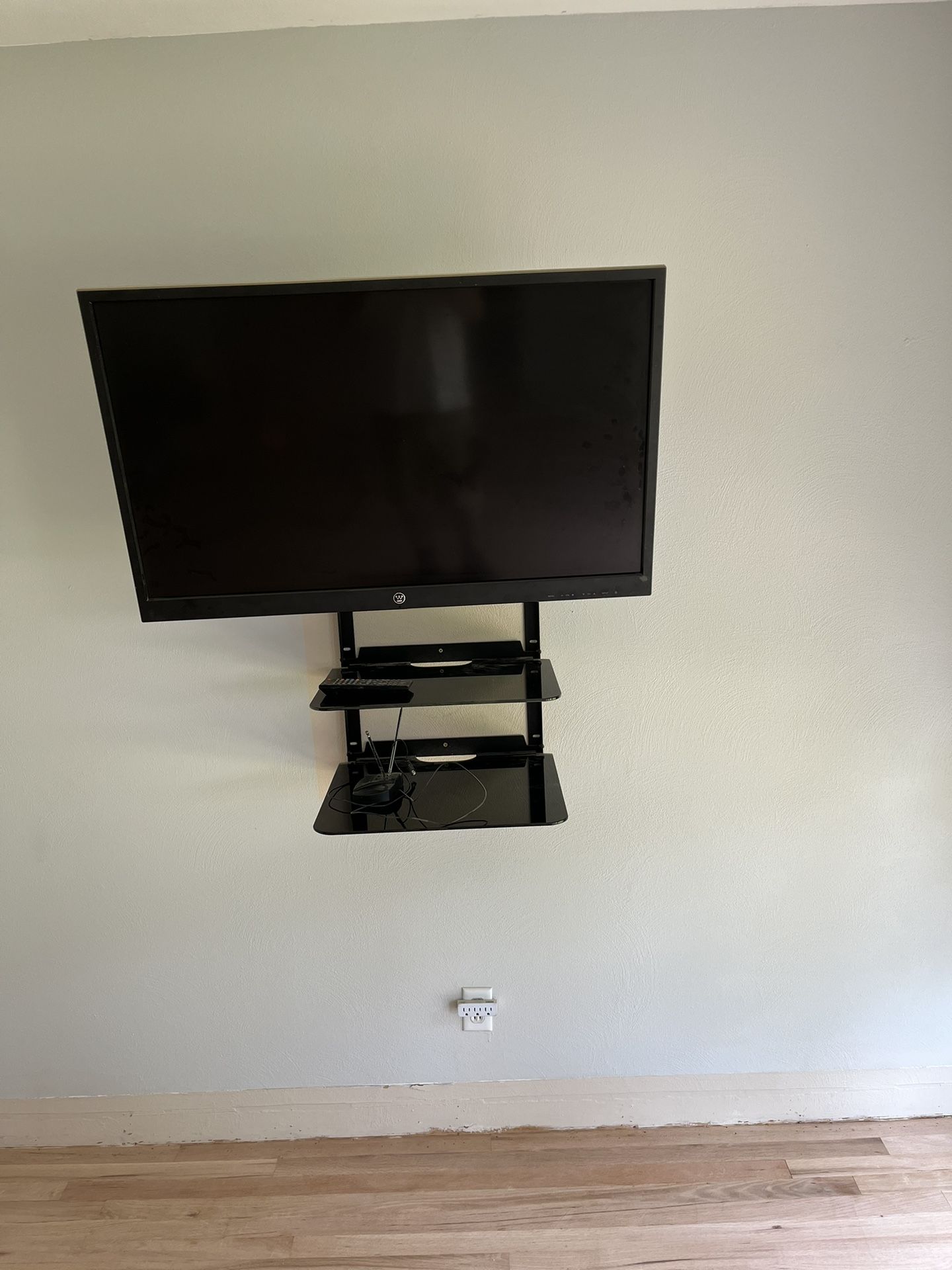 TV And Swivel Mount With Trays