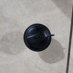 2000 jaguar XJ8 OEM Fuel Gas Cap with Tether