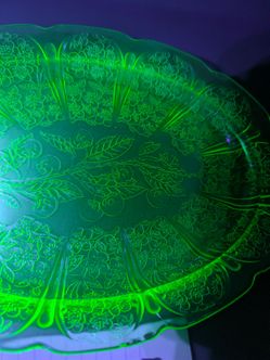 Uranium glass