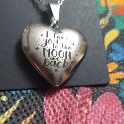 Nrw Stainless Steel Locket "LOVE U To The Moon and BACK  Penant Opens Up Mpu Serious Buyer Don't Deliver Cash Only Price Firm 