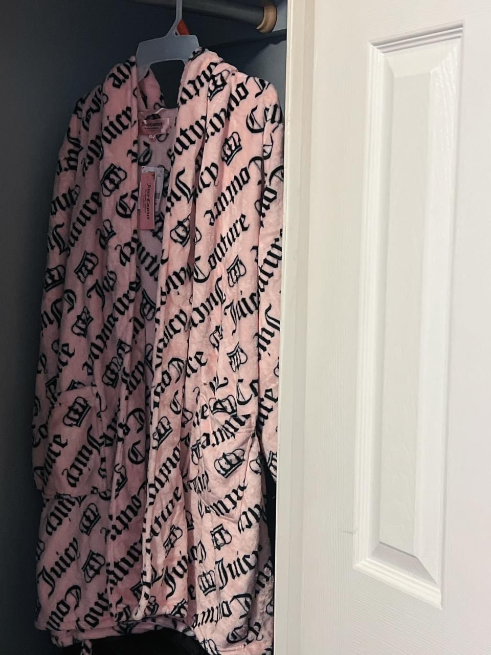 juicy couture pink robe