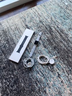 Apple Watch Series3 Cellular, With xtra Band and 2 chargers