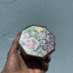 Vintage Flower Jewelry Box 