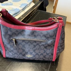 Coach Shoulder Bag - Purse