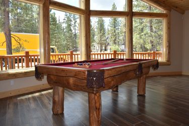 Log pool table