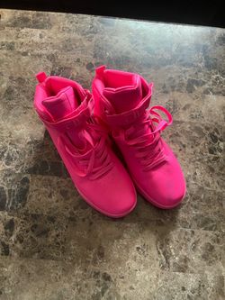 Fila High-Top Sneakers in Hot Pink size 8 1/2